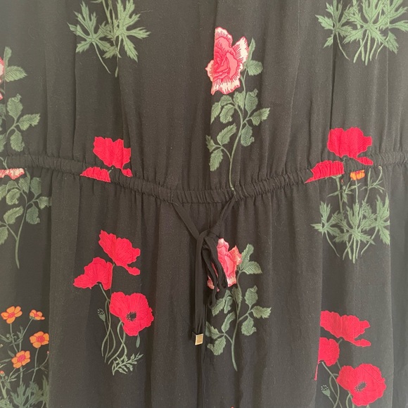 H&M poppy floral jumpsuit - Picture 3 of 6